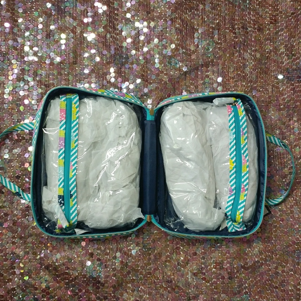Dabney Lee Weekender makeup bag - Picture 2 of 4